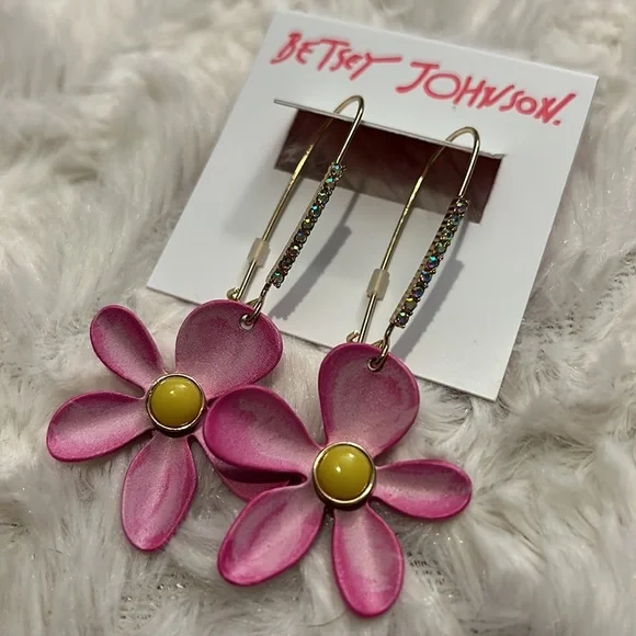 NWT $38 Betsey Johnson Flower Dangle Earrings - Picture 5 of 6